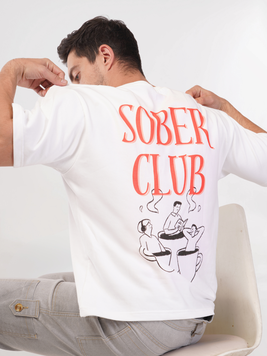 SOBER CLUB OVERSIZED T-SHIRT